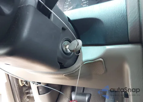 2004 Jeep Grand Cherokee Laredo z USA, uszkodzony, nr VIN 1J4GW48S54C405103